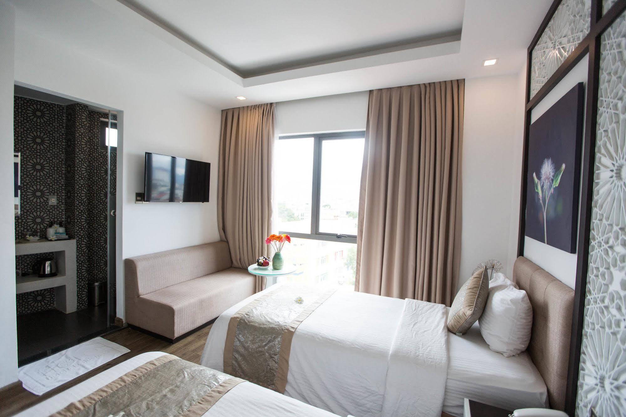 דה נאנג Flora Hotel & Residence מראה חיצוני תמונה